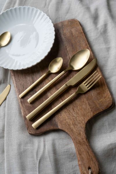 Huvudbild Bestikset 24 delar Guld