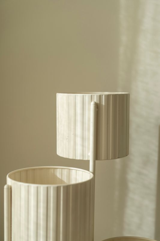 Blomsterstativ med tre nivåer Beige