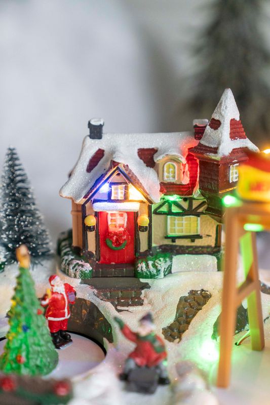 Julby - Hus och Tomte